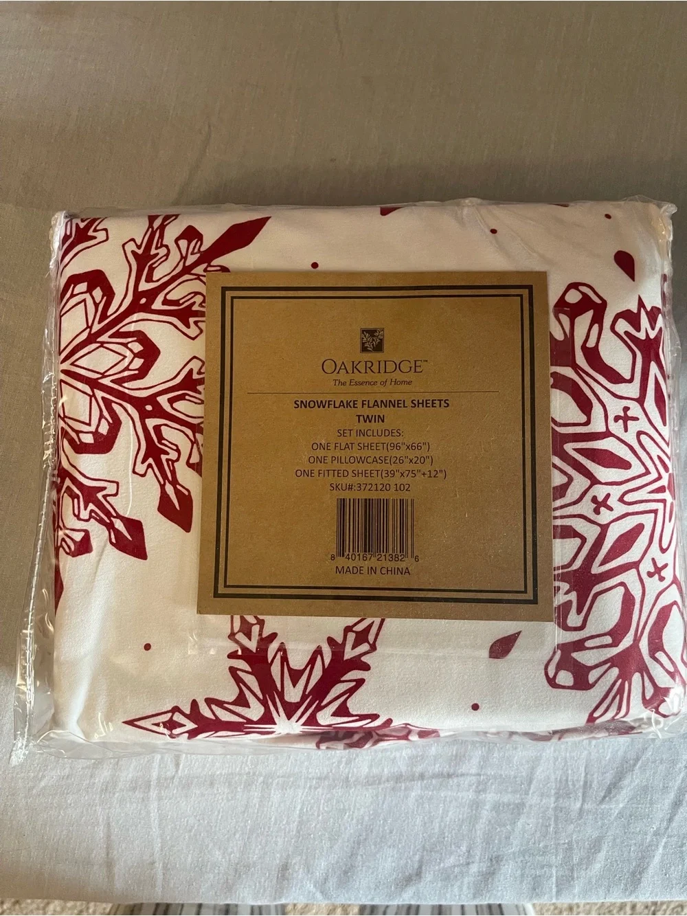 Red Snowflake Flannel Sheet Set - Twin
